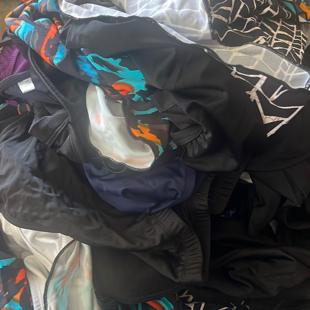15 piece box of assorted bikinis, tankinis, elastic pieces